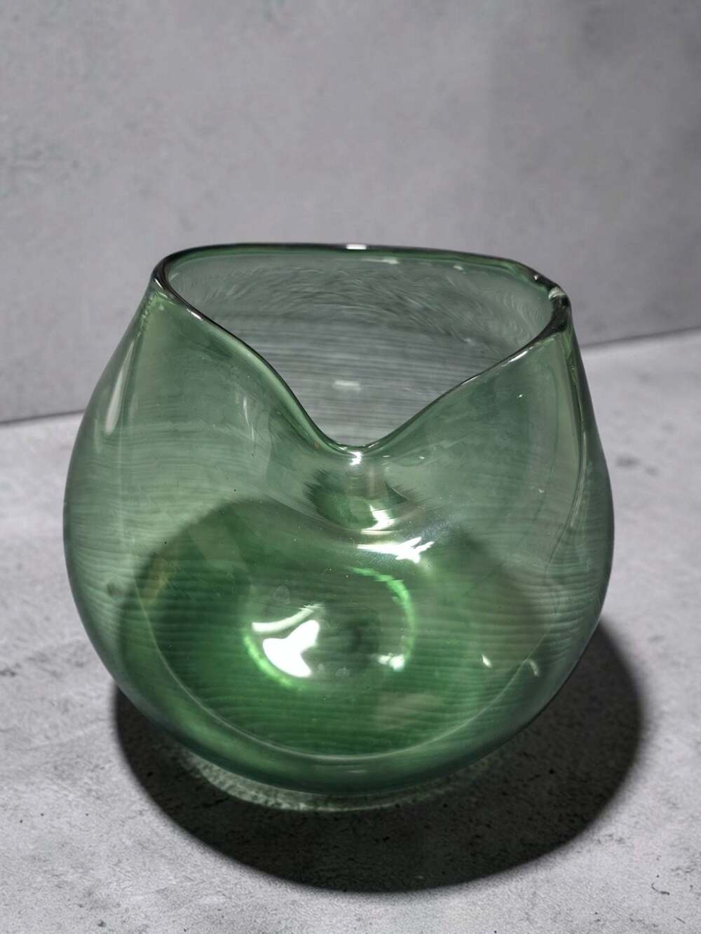 Vintage Toscany Empoli Hand Blown Green Italian Glass Pinch Vase